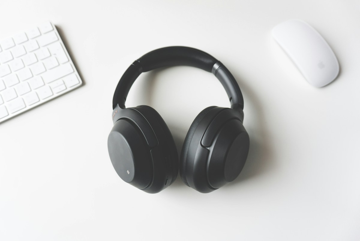 Koleksi audio Raja Elektronik