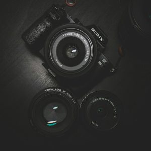 Mirrorless Creator — foto ilustrasi produk dummy