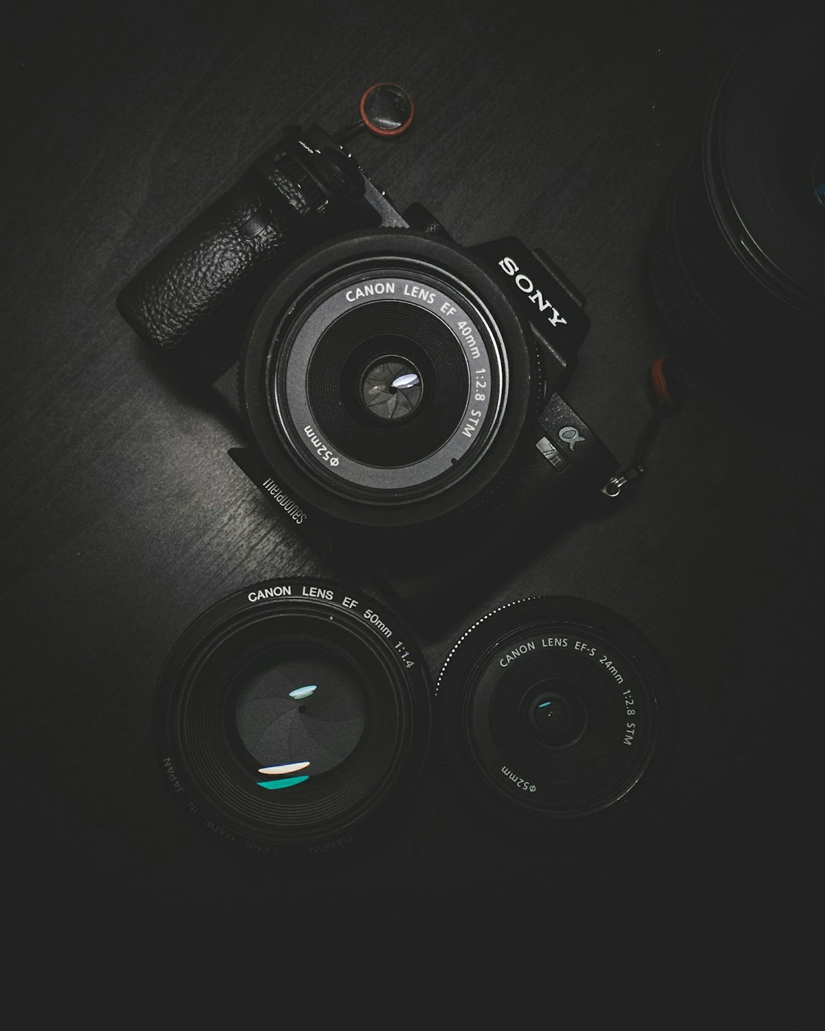 Mirrorless Creator — foto ilustrasi produk dummy
